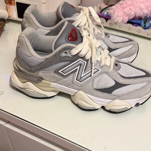 New Balance 9060 Women's White and Gray Sneakers